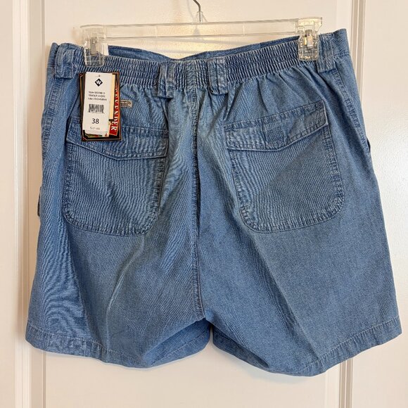 New Weekend Chambray Blue Cargo Shorts Size 38 - Picture 2 of 6